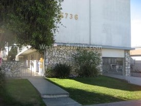 Building Photo - 5736 Lexington Ave