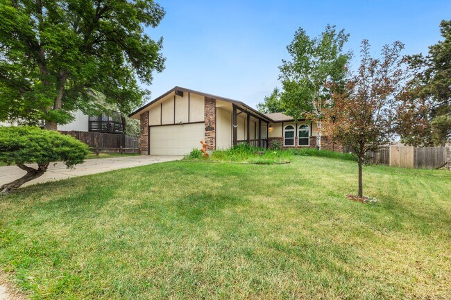 Primary Photo - 3020 Avondale Dr
