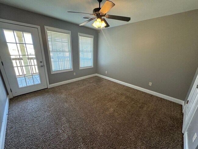 Building Photo - 3BR/2.5BA For Rent