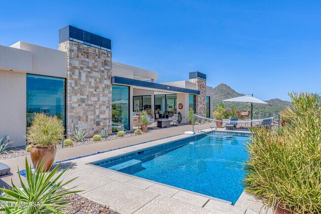 Building Photo - 7274 W el Camino del Cerro