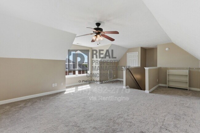 Building Photo - 1934 Mural Ln