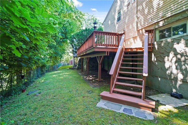 Building Photo - 124 Northfield Ave