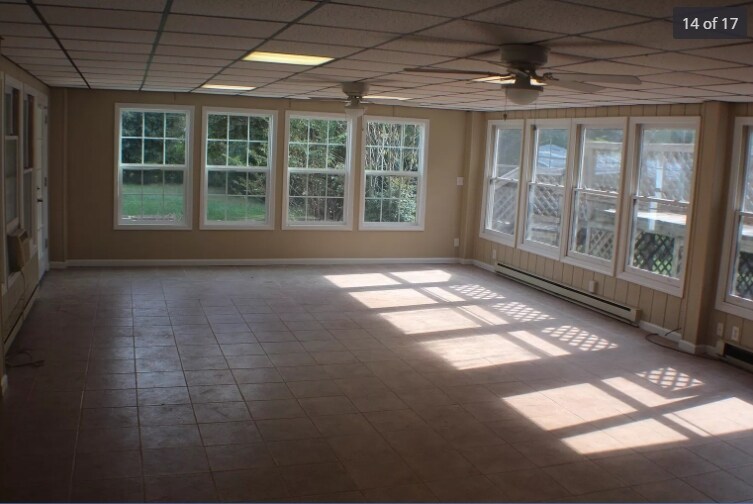 Building Photo - 1060 Hull Rd