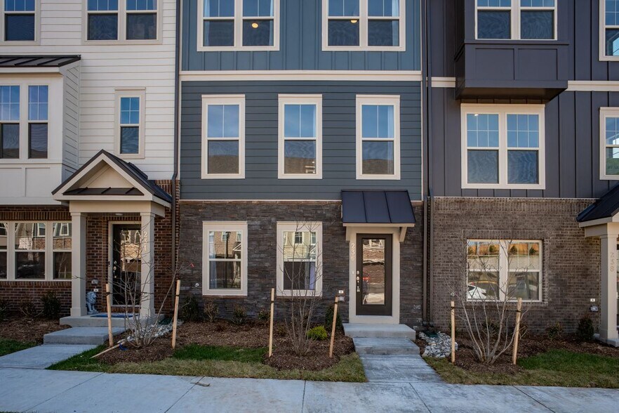 Building Photo - 236 Chianti Ter SE