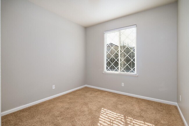 Building Photo - Harlan Ranch Home with Yard for Lease