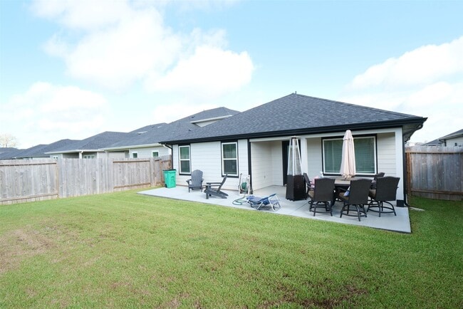 Building Photo - 1303 Lucciola Ln