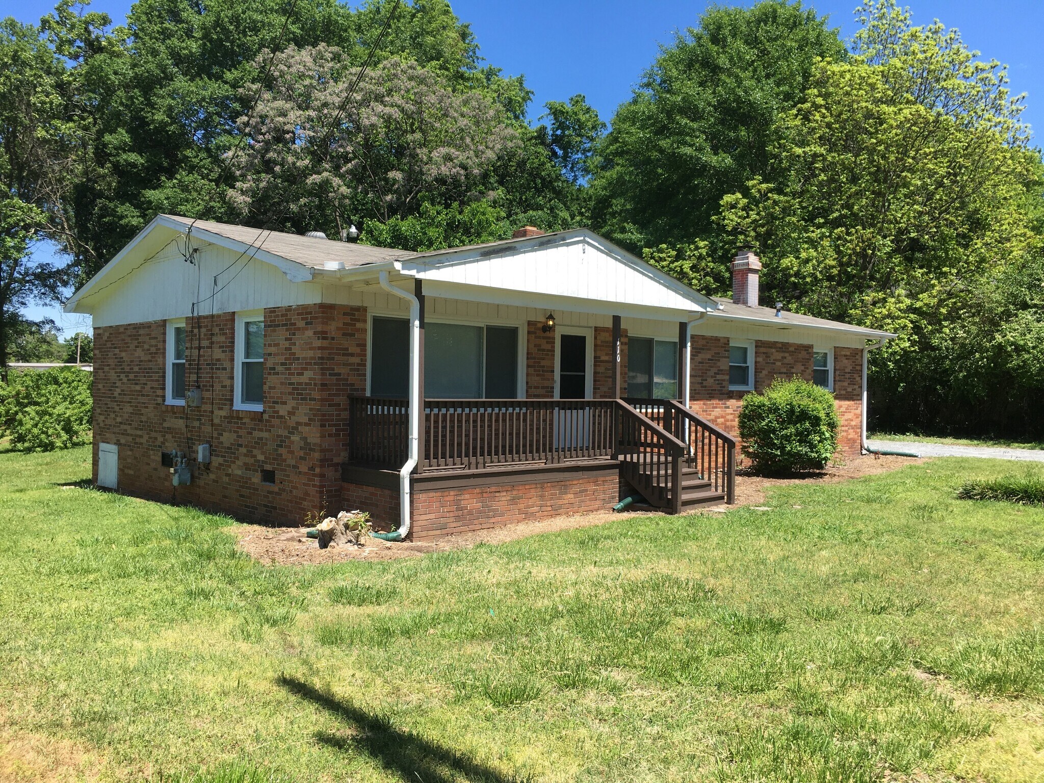 Building Photo - 110 Gilliland Ave