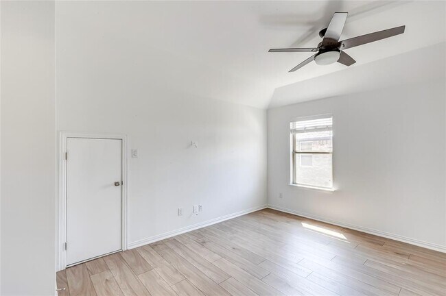 Building Photo - 2328 Stampede Dr