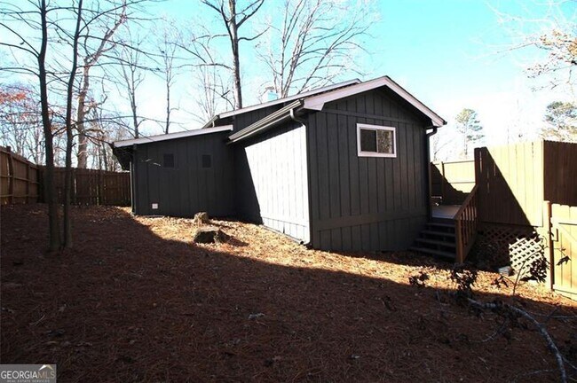 Building Photo - 9240 Nova Dr
