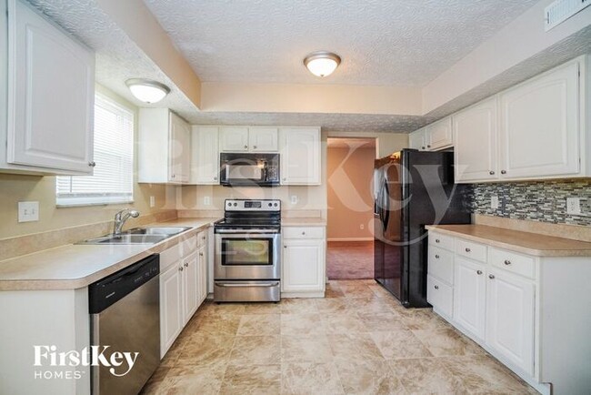 Building Photo - 3908 Genteel Dr