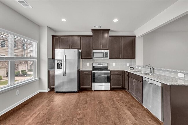 Building Photo - 893 Society Cir