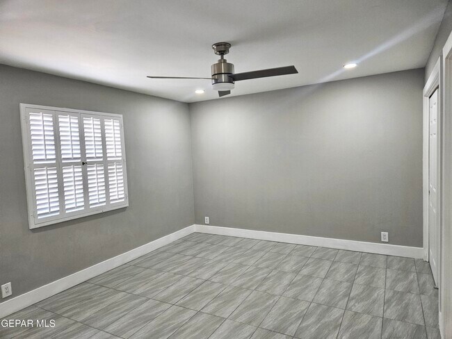 Building Photo - 252 Shadow Mountain Dr