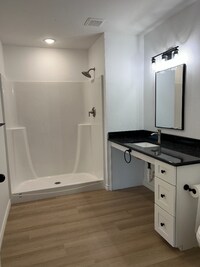 Building Photo - 3406 TX-36