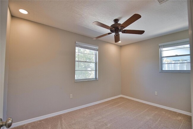 Building Photo - 1056 Venetian Pkwy
