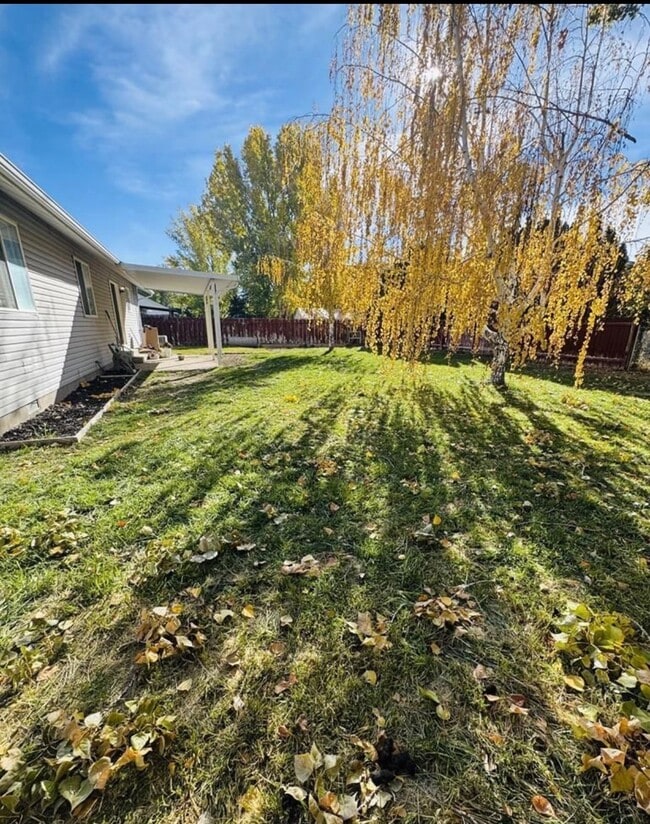 Building Photo - 1535 Conestoga Way