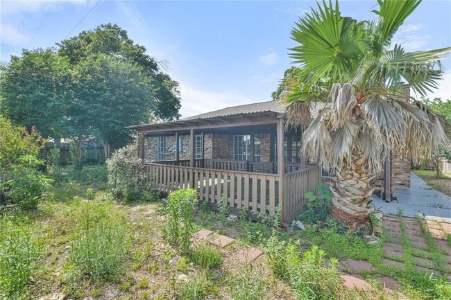 Building Photo - 3107 Woodstone Dr