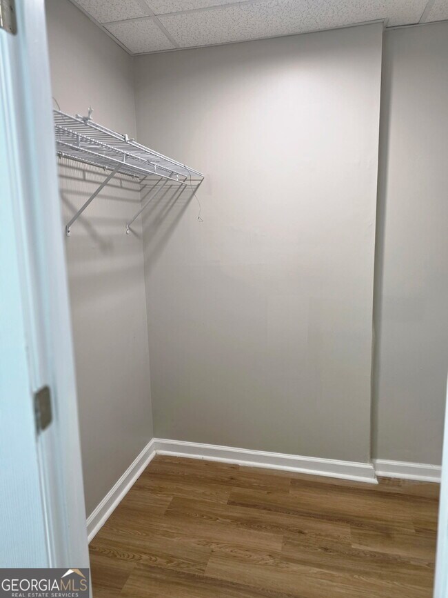 Building Photo - 2257 Roseberry Ln