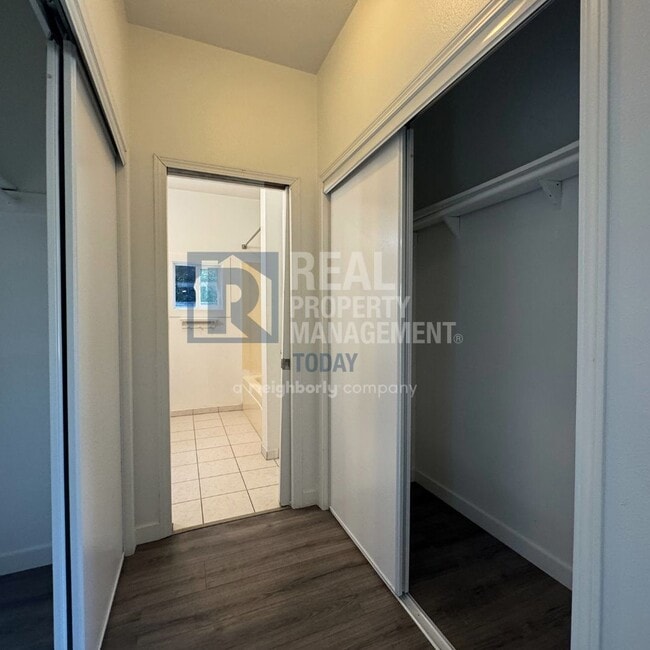 Building Photo - 20508 La Rita Dr E