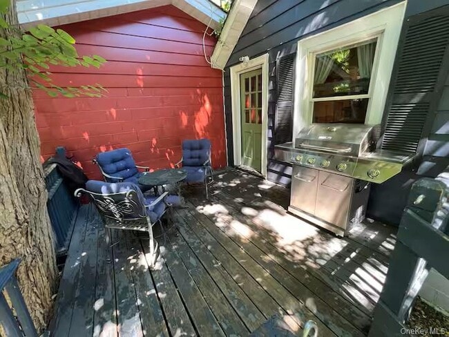 Building Photo - 149 Jaycox Rd