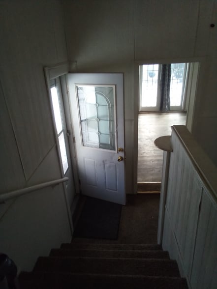 Building Photo - 713-715 15th Pl