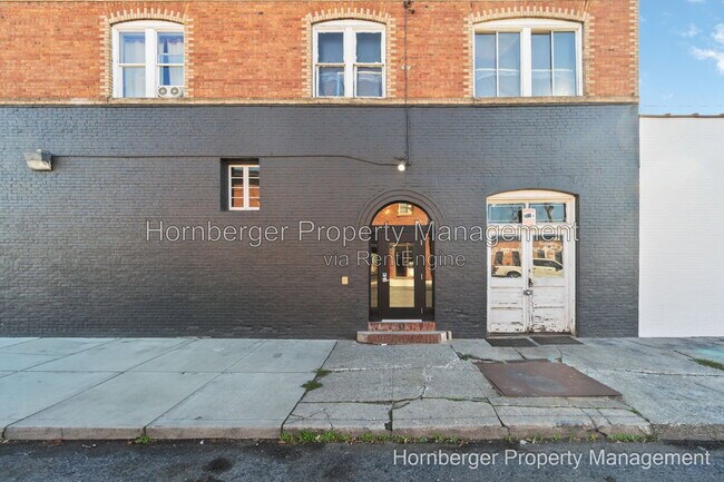Building Photo - 7 S Pittsburg St