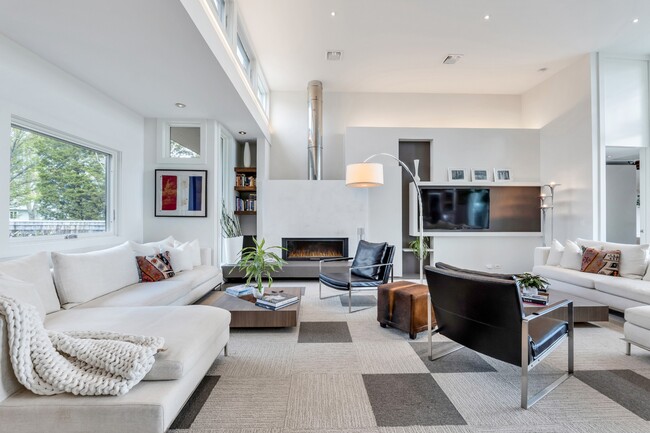 Building Photo - 54 Bay View Dr E