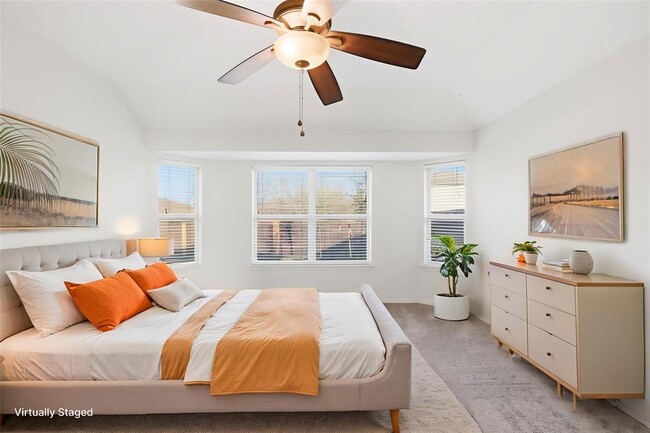 Building Photo - 400 Fistral Dr