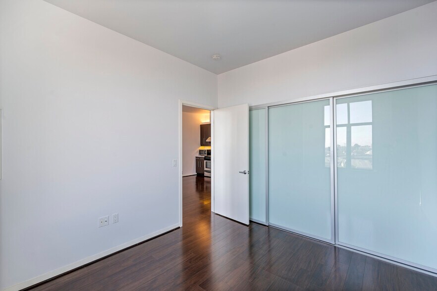 Building Photo - 3801 San Pablo Ave