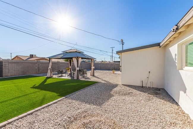 Building Photo - 6701 E Culver St