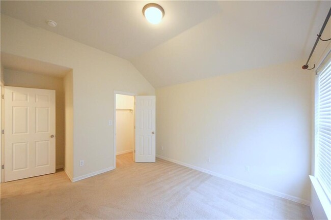 Building Photo - 4208 Park Vista Trail