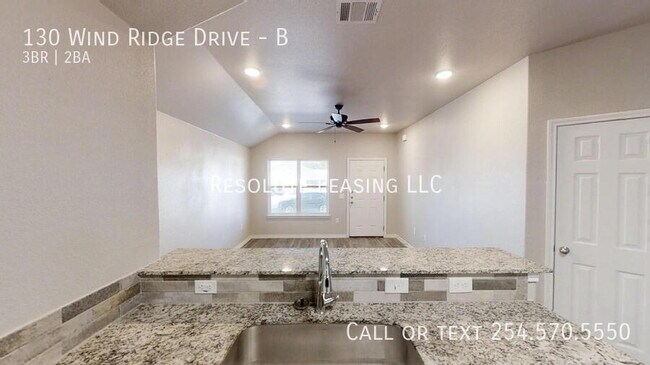Building Photo - 130 Wind Ridge Dr