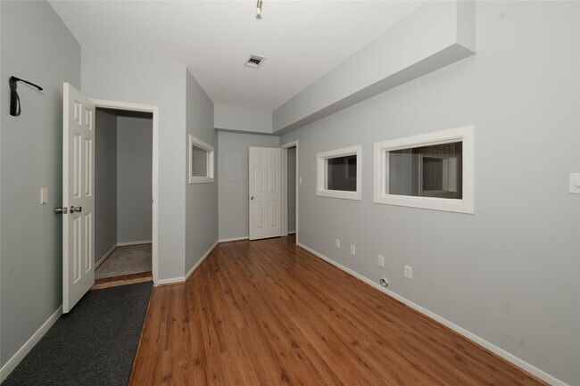 Building Photo - 14830 Barton Grove Ln