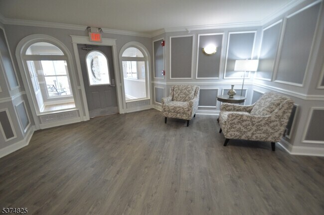 Building Photo - 1 Jenny Lind St