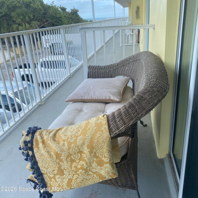 Building Photo - 3820 Ocean Beach Blvd