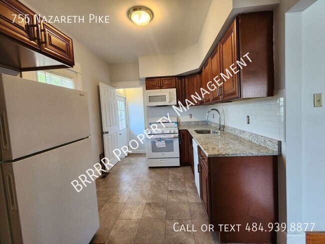 Building Photo - 755 Nazareth Pike