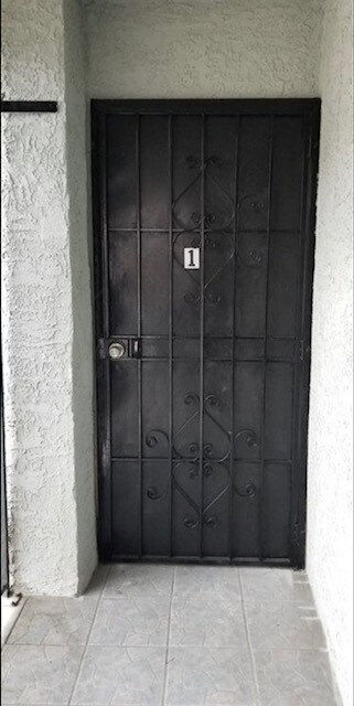 Building Photo - 2728 Exposition Pl