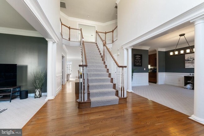 Building Photo - 2113 Arrowleaf Dr