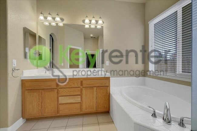 Building Photo - 9535 Setina Ln