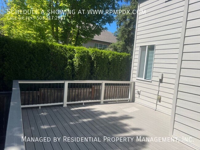 Building Photo - 12490 SW Winterview Dr