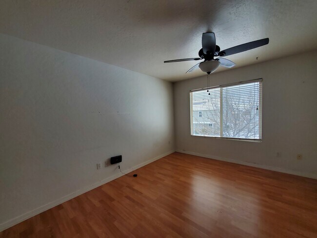 Building Photo - 1258 W 725 N