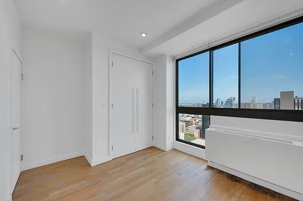Building Photo - 38 Delancey St