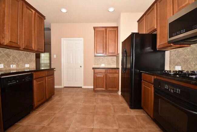Building Photo - 7027 Crockett Ridge Dr