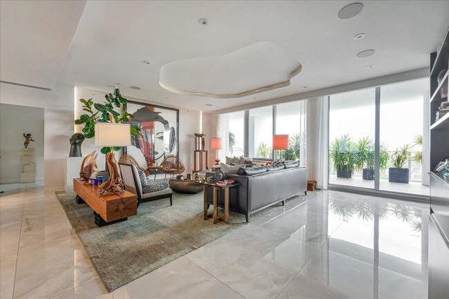 Building Photo - 1180 N Federal Hwy