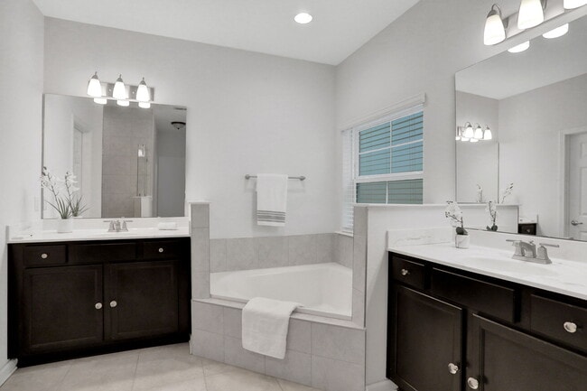 Building Photo - 944 Laurel Valley Dr