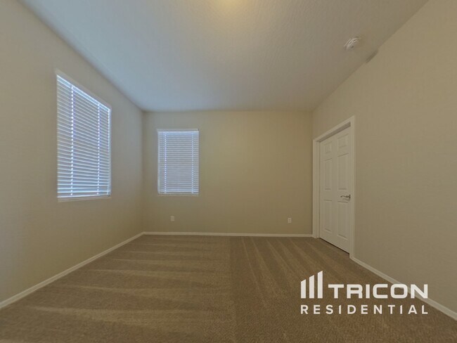 Building Photo - 16253 W Yavapai St