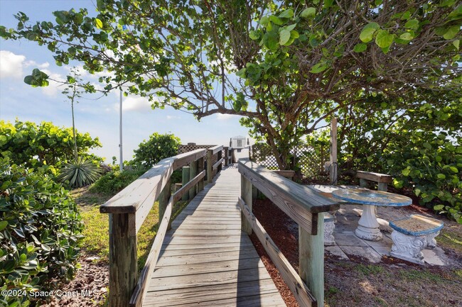 Building Photo - 1125 Jimmy Buffett Mem Hwy