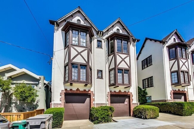 Building Photo - 6048 Monroe Ave