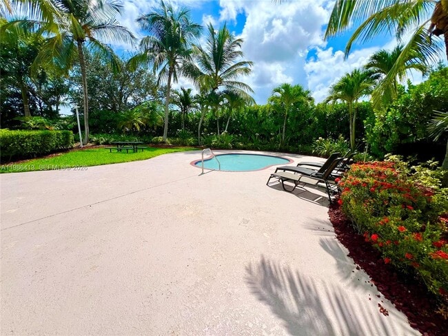 Building Photo - 2126 NE 38th Rd