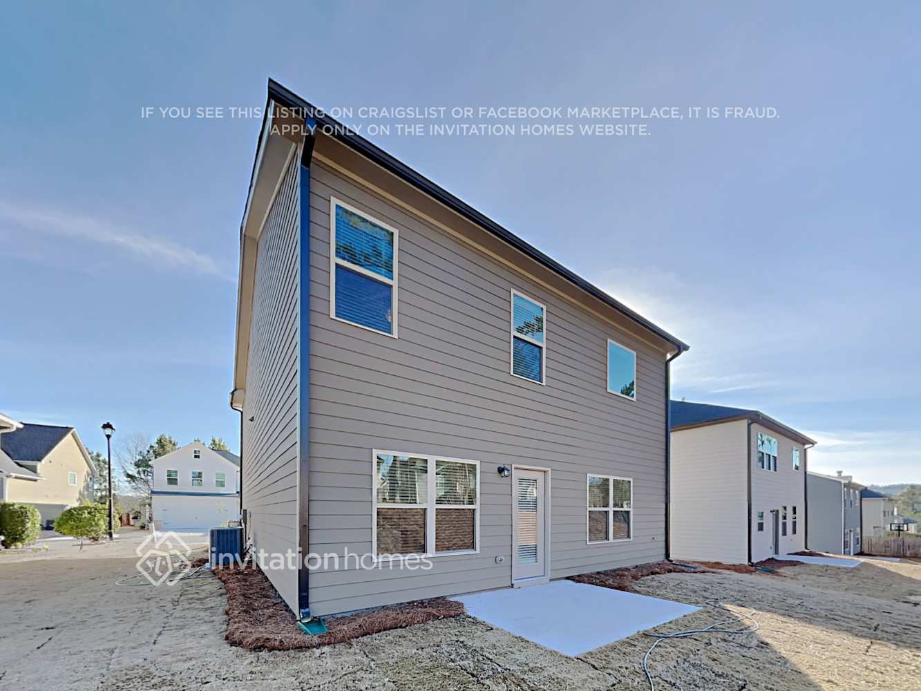Building Photo - 544 S Fortune Way