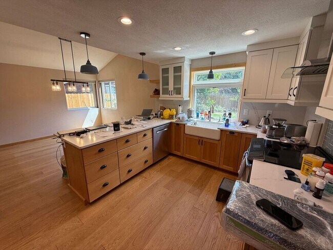 Building Photo - 3491 W Forsythia Dr